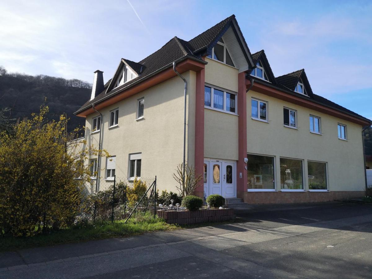 Casa Mosella Lägenhet Enkirch Exteriör bild